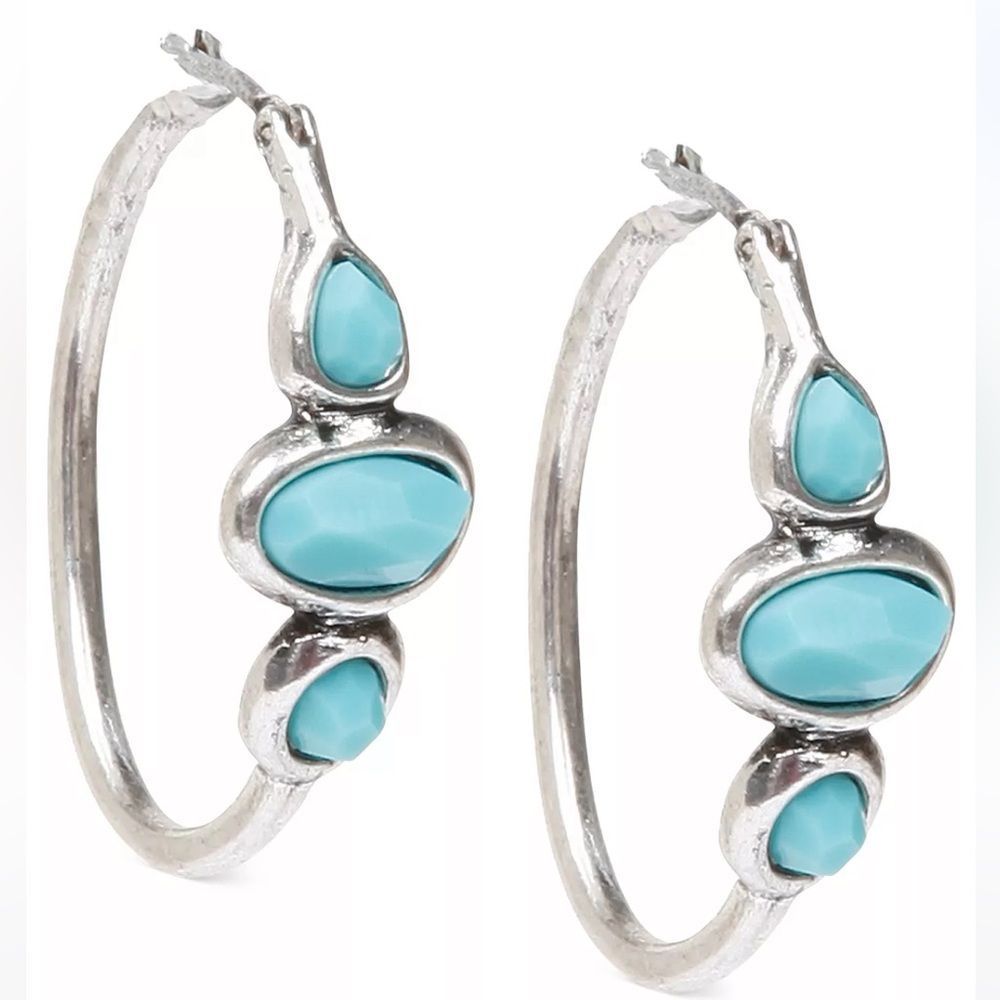 NWOT LUCKY BRAND
Silver-Tone Turquoise 1" Hoops Earrings